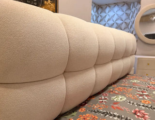 Contemporary Block-Tufted Luxury Complete Bedroom Set (Beige Chenille)