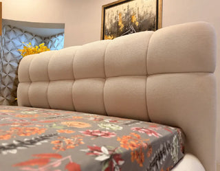 Contemporary Block-Tufted Luxury Complete Bedroom Set (Beige Chenille)
