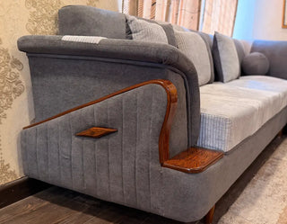 Modern 7-Seater L-Shape Sectional Sofa with Dual-Tone Fabric and Wood Trim Armrests