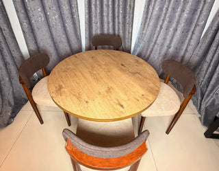 Round Wooden Sheet Dining Table Set
